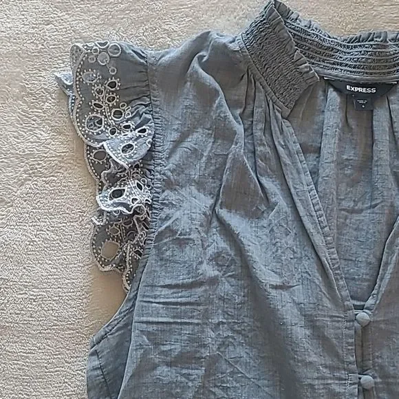 Express Jean Ruffle Sleeve Button Front Blouse Size S Boho Contemporary Style - Picture 2 of 13